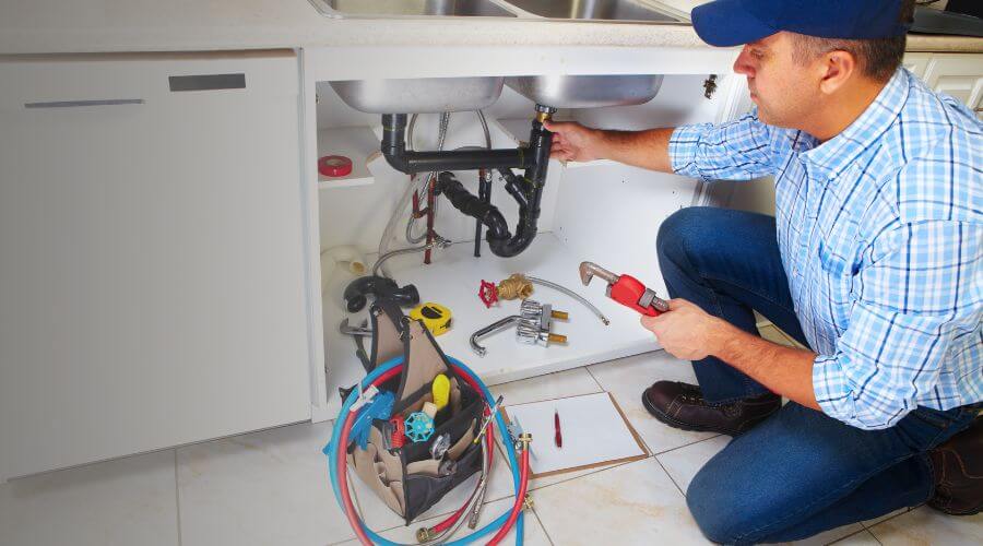 Professional Water heater repair in Reese, MI
